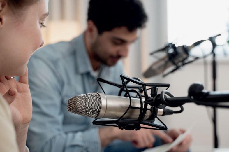 Associazioni in radio
